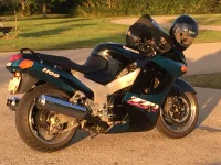 ZZR1100.webp