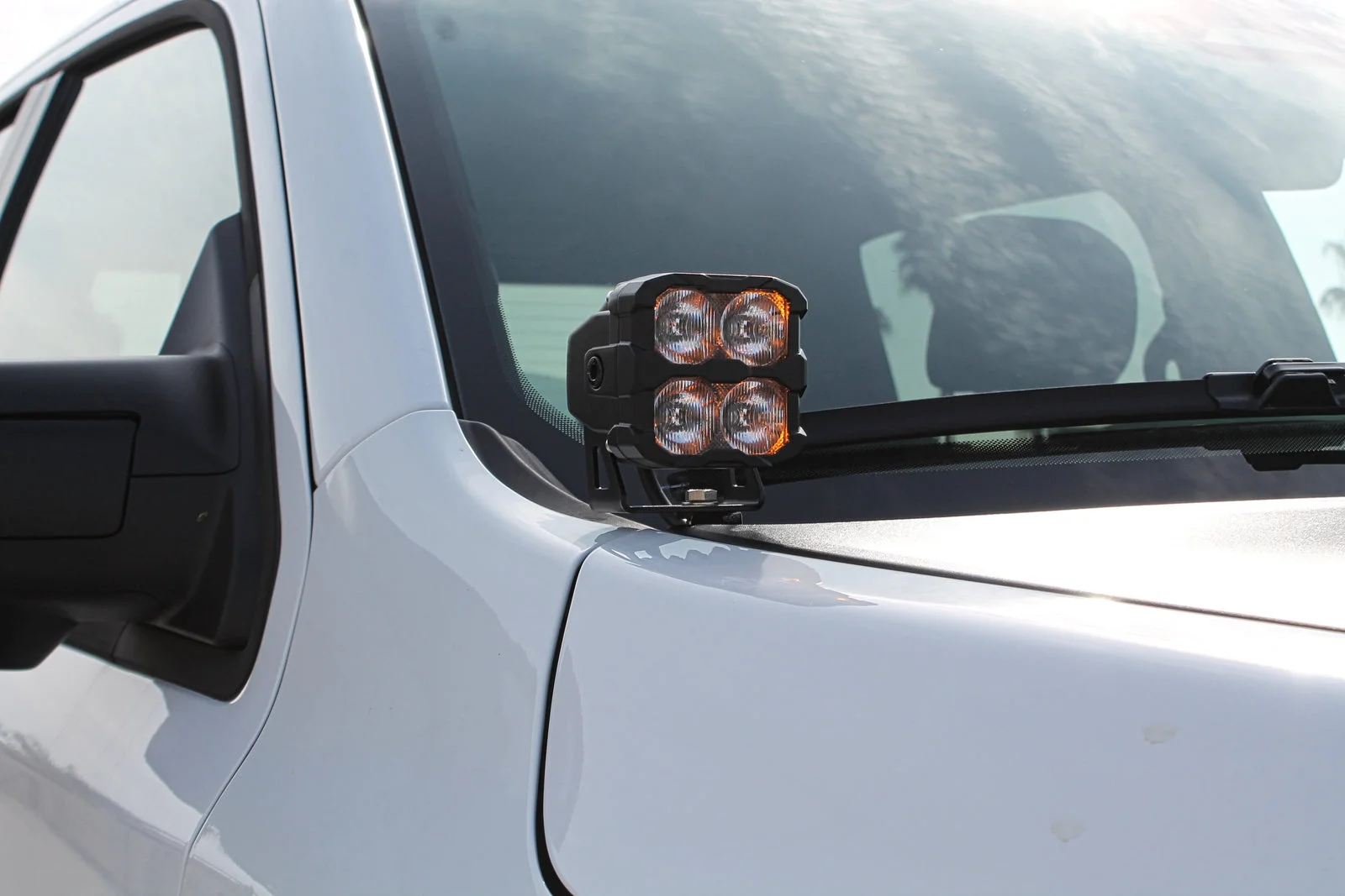 rho-ditch-lights-pro.webp